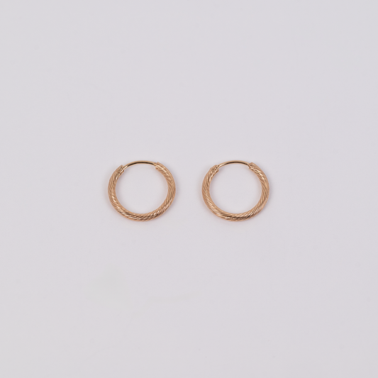 Aros Tubo Facetado 18K