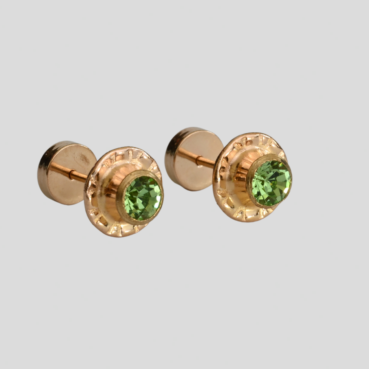 Aros Abridores Chatón Esmeralda Oro Rosado 14K