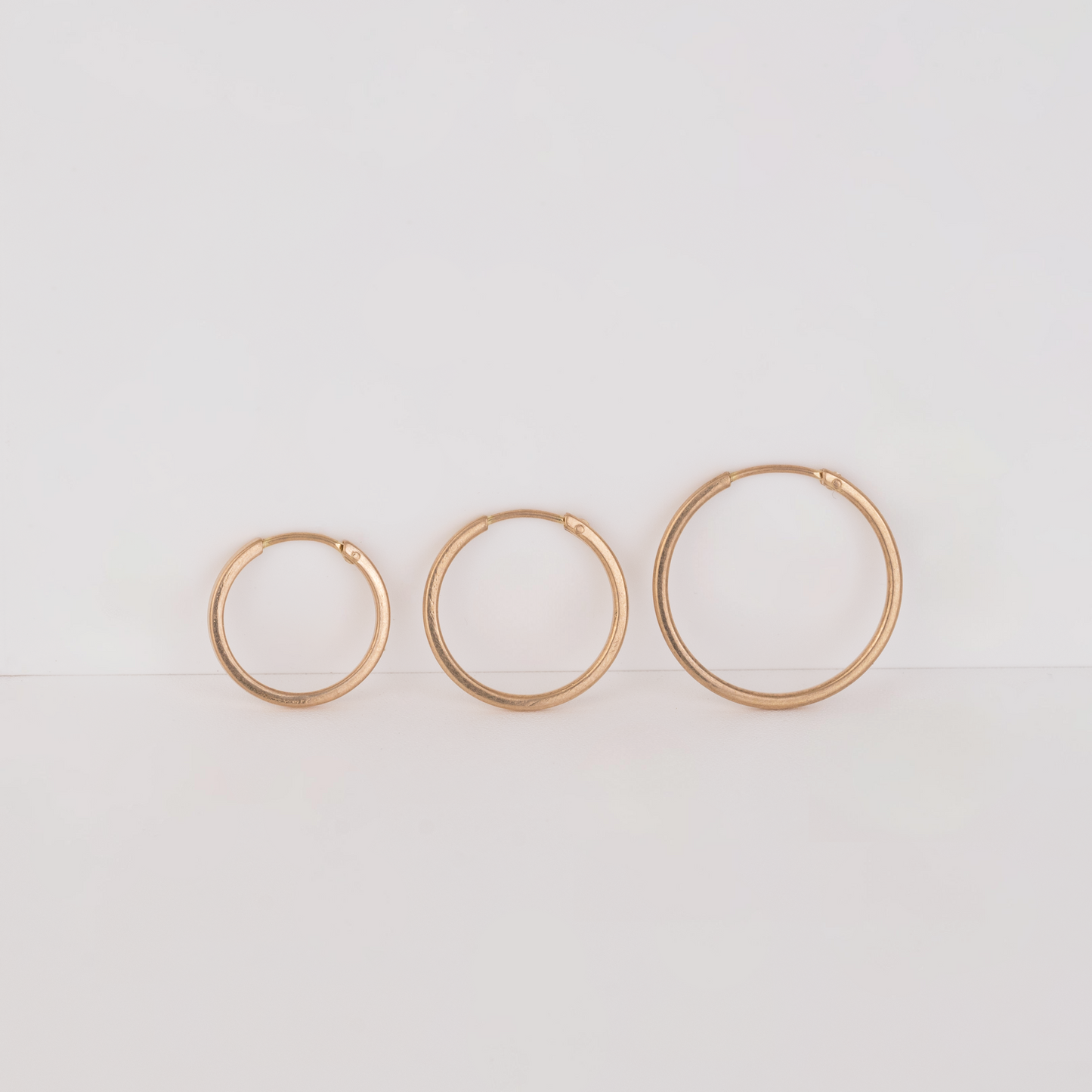 Aros Tubo planos 18K