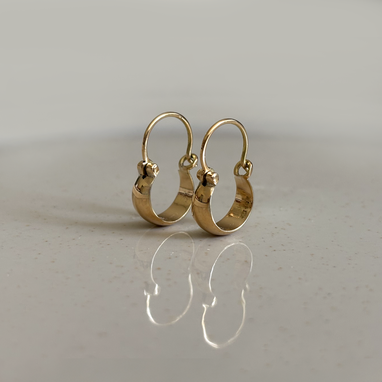 Aros Bote Clásicos Oro 18K