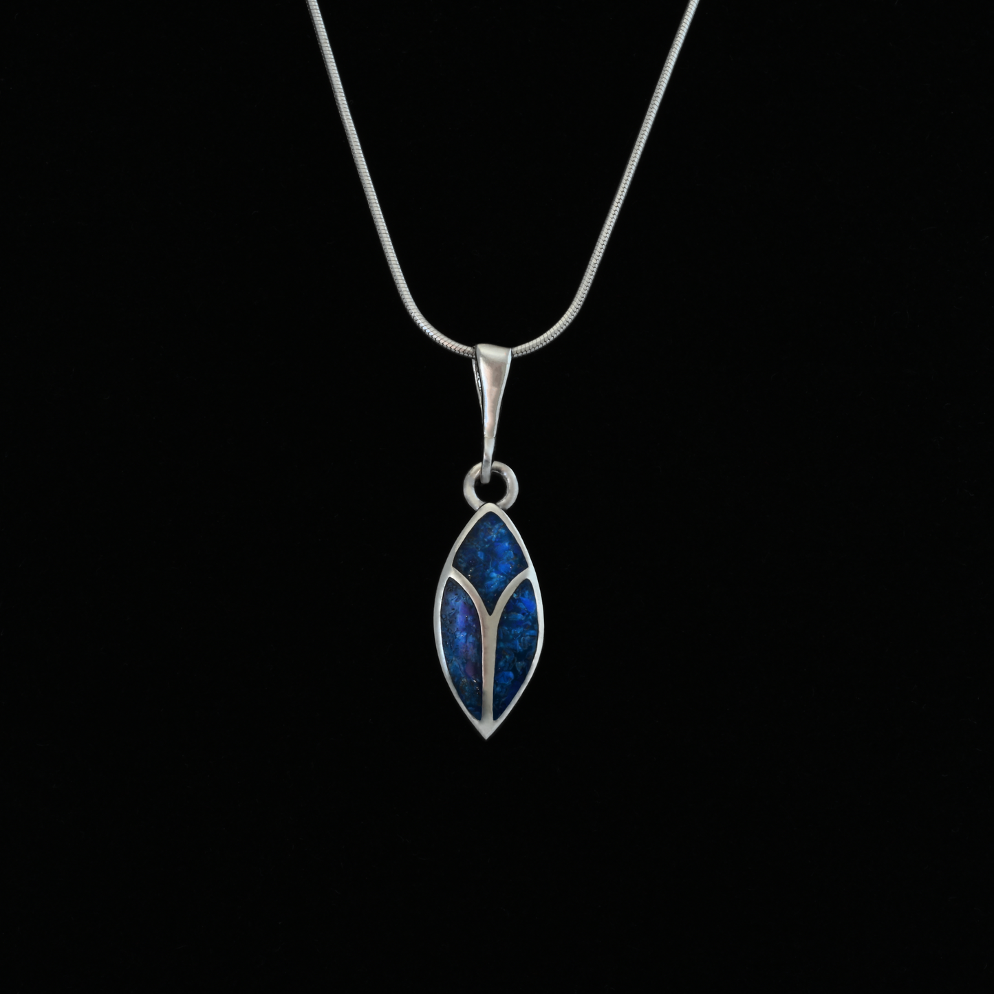 Dije Hoja Azul Andina