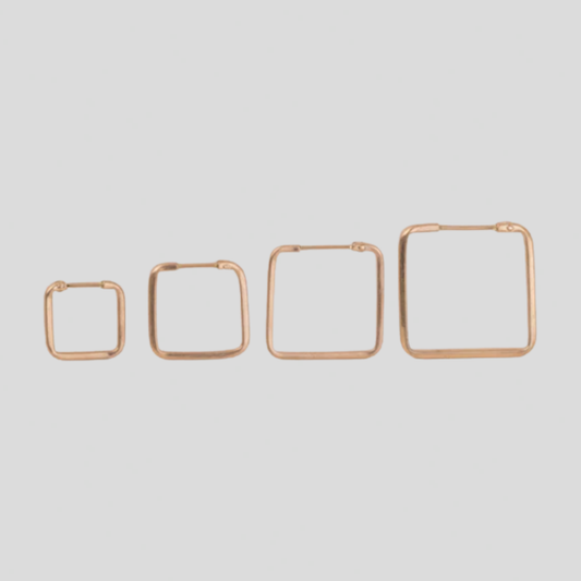 Aros Cuadrados Oro 18K