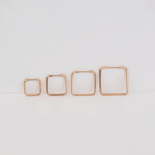 Aros Cuadrados Oro 18K