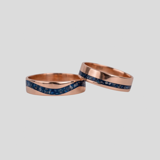 Argollas de Matrimonio Tubo 4mm con Lapizlázuli Oro 18k