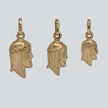 Dije Perfil Cristo Oro Rosado 18K