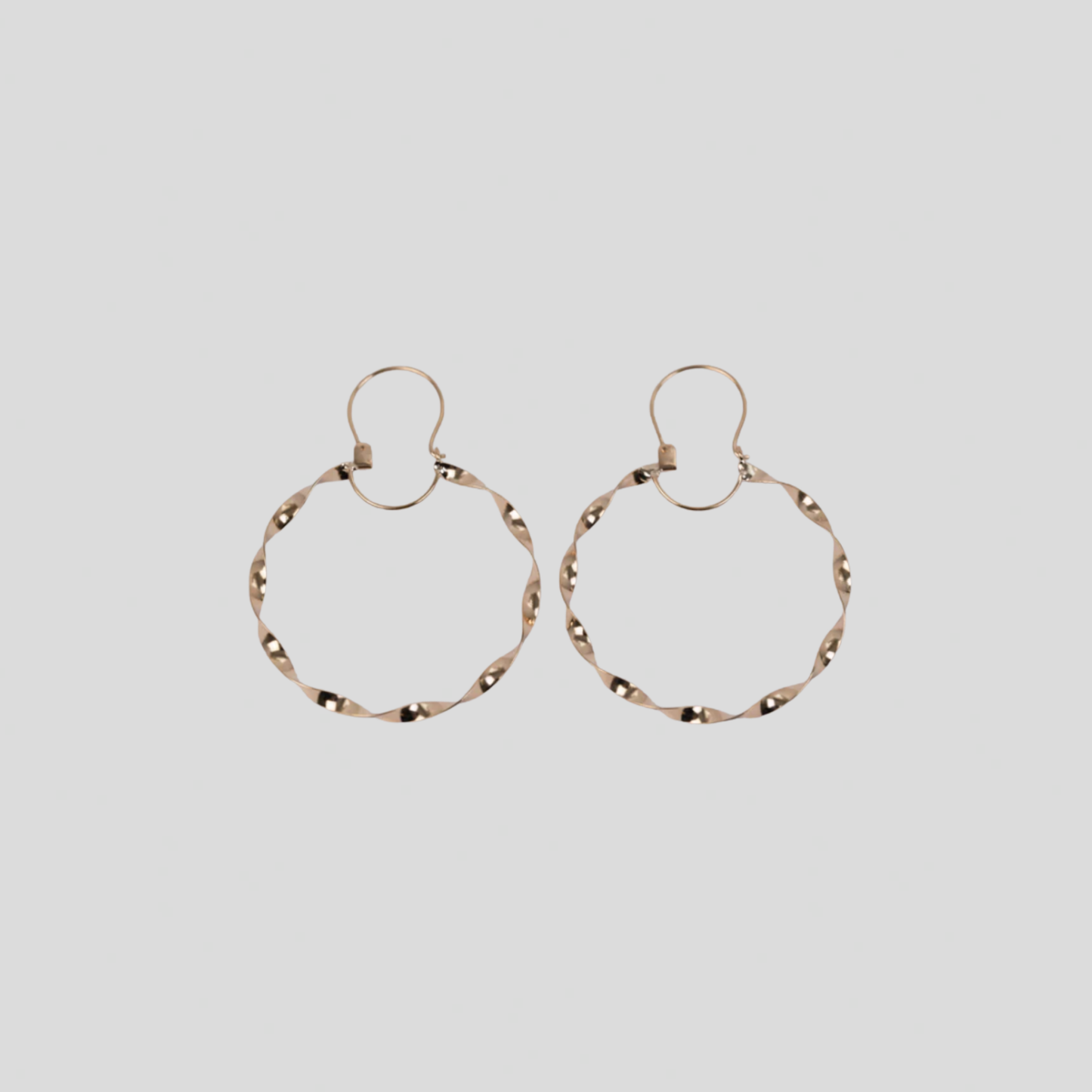 Aros Entorchados con gancho Oro 18K
