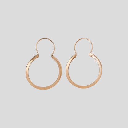 Aros Planos con gancho 18K