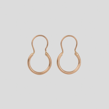 Aros Tubo con gancho Oro 18K
